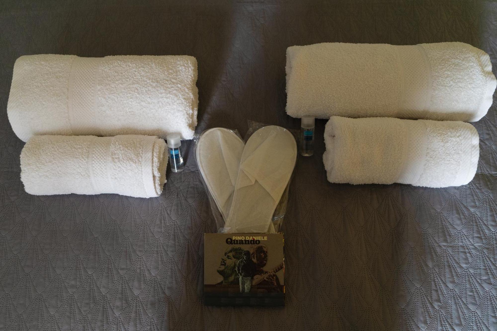 Yes I Know My Room - Mini Room Martiri Naples Exterior photo